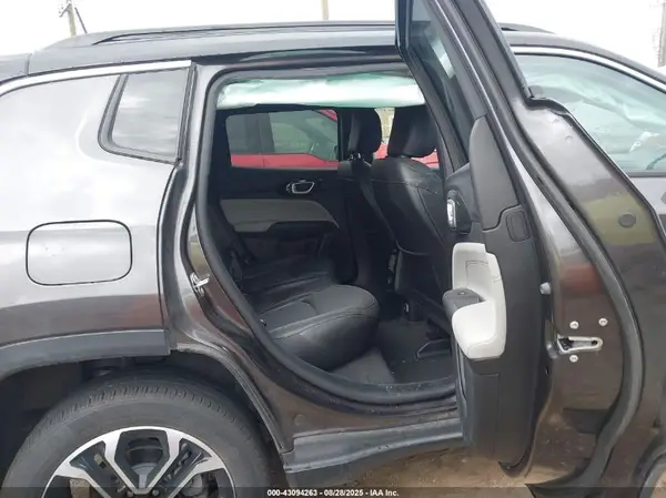 3C4NJDCNXPT532404 2023 JEEP COMPASS - Image 8