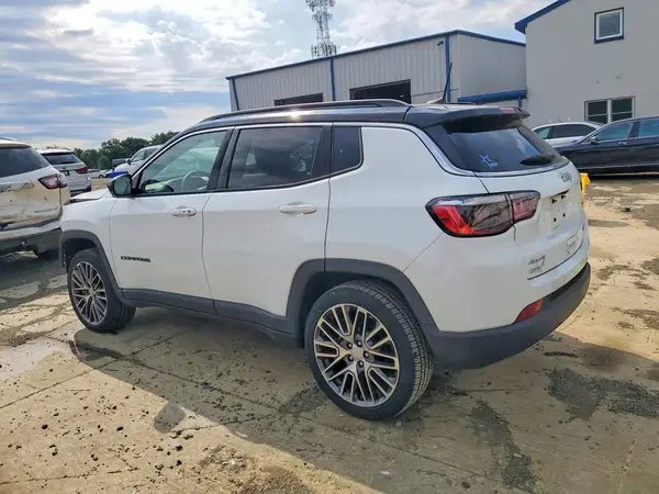 3C4NJDCNXPT537697 2023 JEEP COMPASS - Image 2