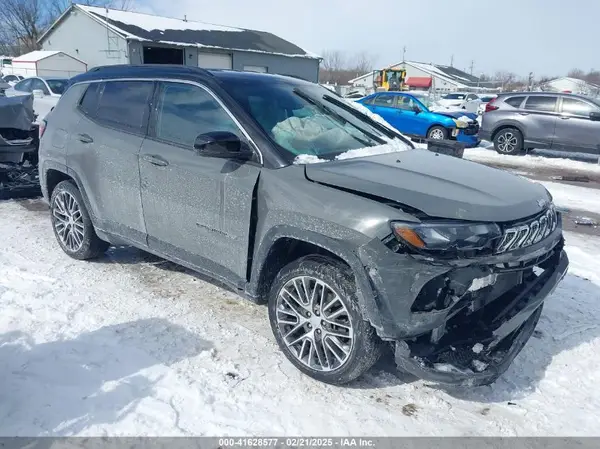 3C4NJDCNXPT541331 2023 JEEP COMPASS - Image 1