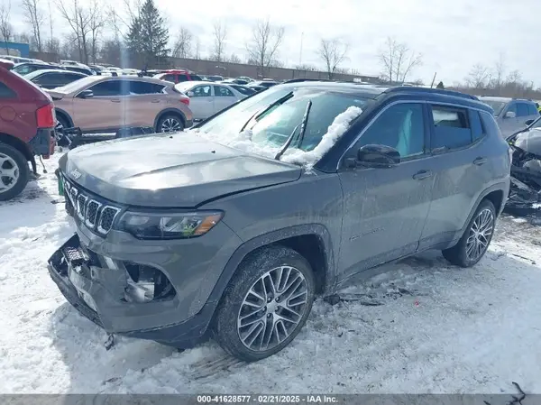 3C4NJDCNXPT541331 2023 JEEP COMPASS - Image 2