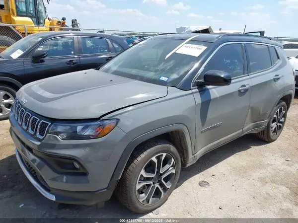 3C4NJDCNXPT542382 2023 JEEP COMPASS - Image 2