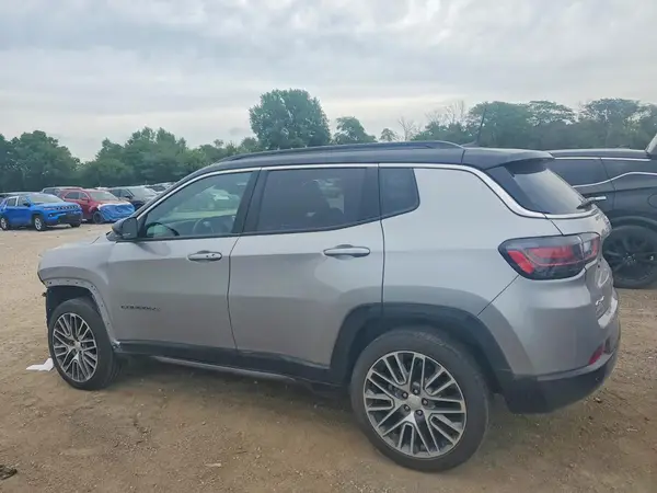 3C4NJDCNXPT542642 2023 JEEP COMPASS - Image 2