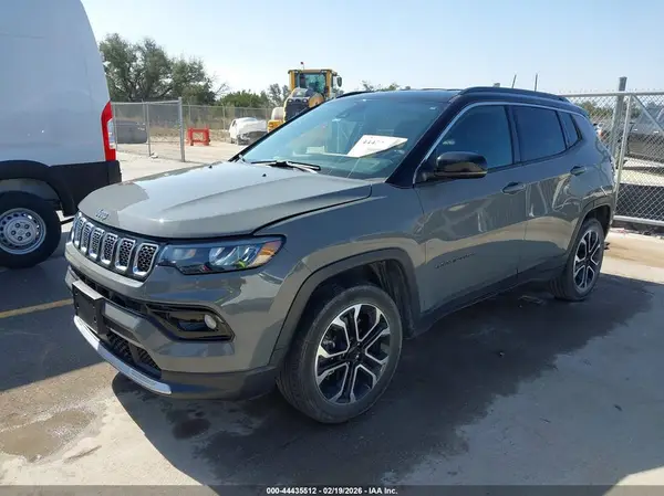 3C4NJDCNXPT565662 2023 JEEP COMPASS - Image 2