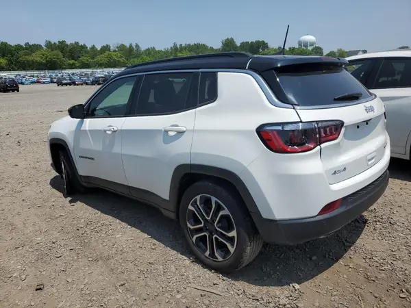 3C4NJDCNXPT567573 2023 JEEP COMPASS - Image 2