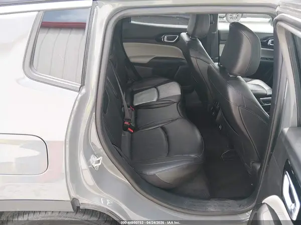 3C4NJDCNXPT569212 2023 JEEP COMPASS - Image 8