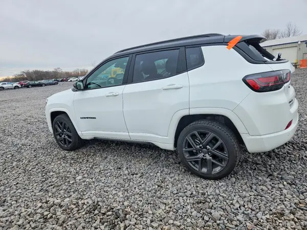 3C4NJDCNXRT101032 2024 JEEP COMPASS - Image 2