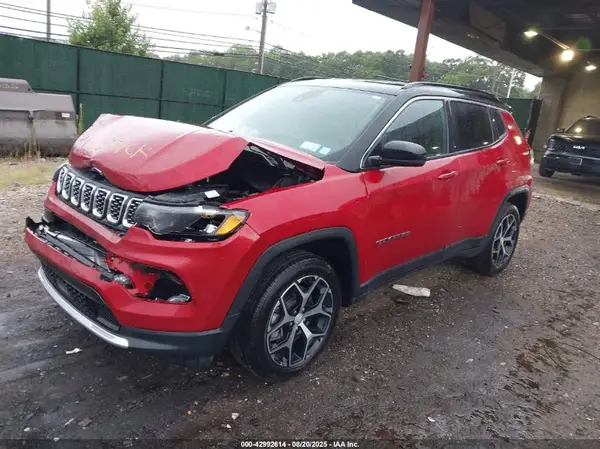 3C4NJDCNXRT167595 2024 JEEP COMPASS - Image 2