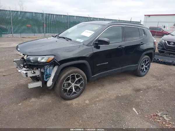 3C4NJDCNXRT173204 2024 JEEP COMPASS - Image 2
