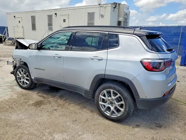 3C4NJDCNXST508077 2025 JEEP COMPASS - Image 2