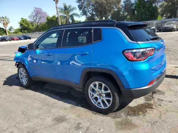 3C4NJDCNXST514428 2025 JEEP COMPASS - Image 2