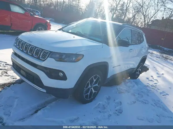 3C4NJDCNXST531729 2025 JEEP COMPASS - Image 2