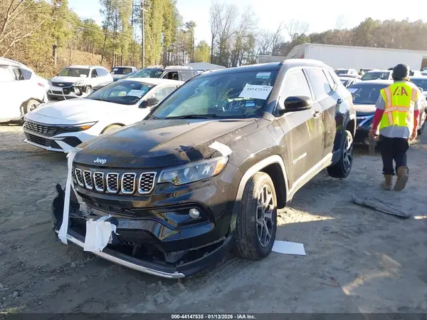 3C4NJDCNXST548207 2025 JEEP COMPASS - Image 2