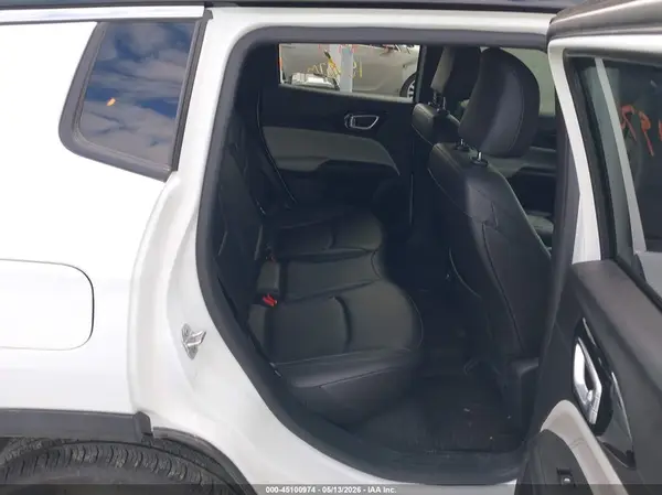 3C4NJDCNXST556257 2025 JEEP COMPASS - Image 8