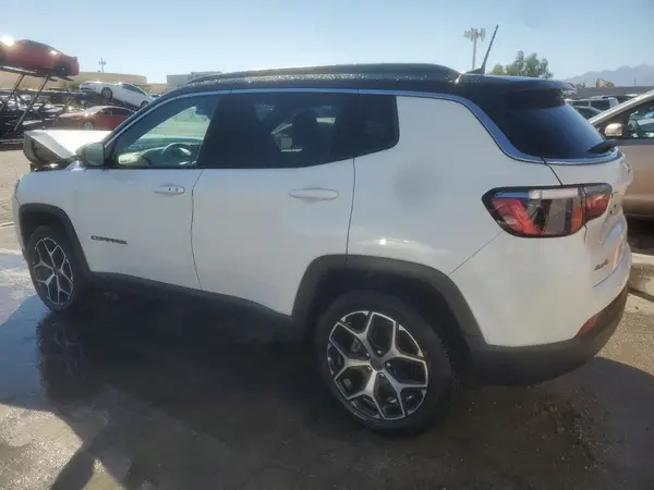3C4NJDCNXST556713 2025 JEEP COMPASS - Image 2