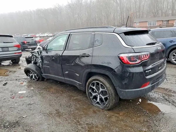 3C4NJDCNXST576587 2025 JEEP COMPASS - Image 2