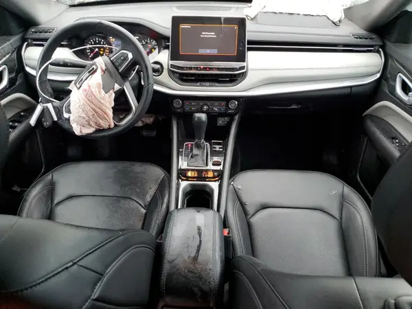 3C4NJDCNXST577528 2025 JEEP COMPASS - Image 8
