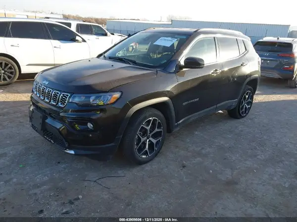 3C4NJDCNXST579649 2025 JEEP COMPASS - Image 2