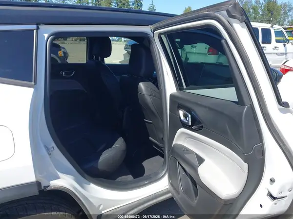 3C4NJDCNXST590828 2025 JEEP COMPASS - Image 8