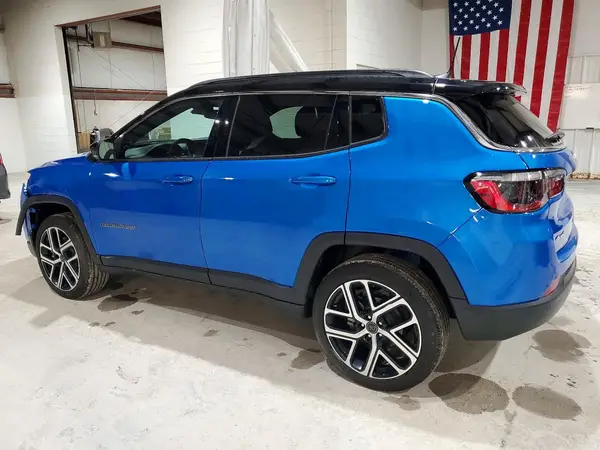 3C4NJDCNXST610611 2025 JEEP COMPASS - Image 2
