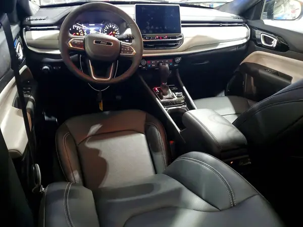 3C4NJDCNXST610611 2025 JEEP COMPASS - Image 8