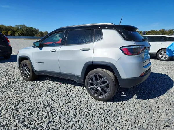 3C4NJDCNXST612326 2025 JEEP COMPASS - Image 2