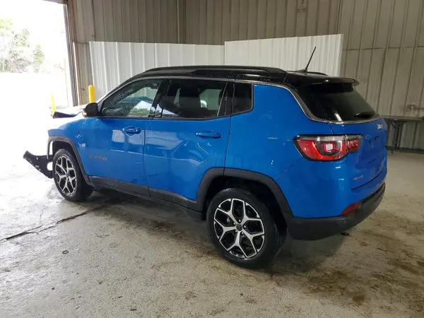 3C4NJDCNXST625075 2025 JEEP COMPASS - Image 2