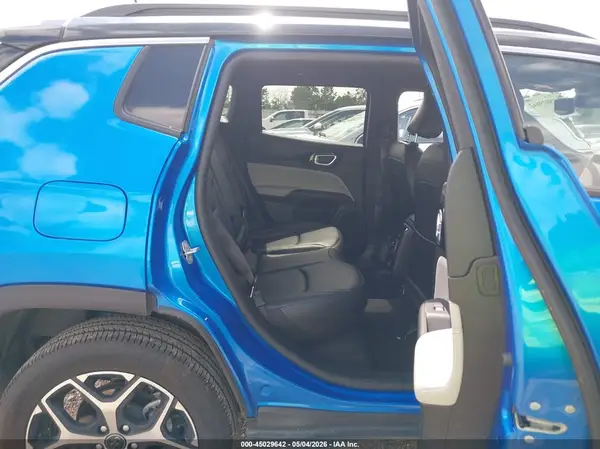 3C4NJDCNXTT182637 2026 JEEP COMPASS - Image 8