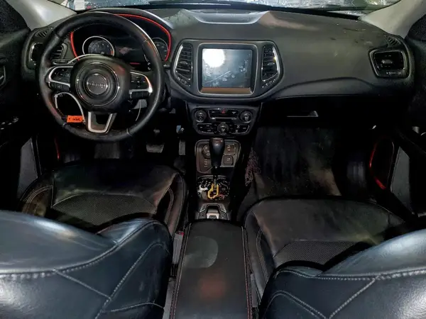 3C4NJDDB0HT597574 2017 JEEP COMPASS - Image 8
