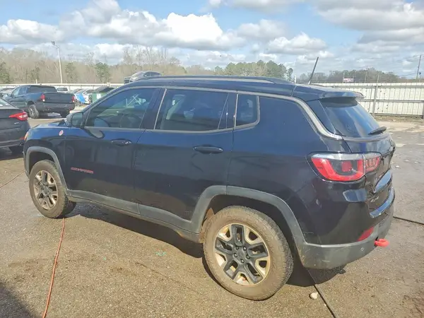 3C4NJDDB0HT607214 2017 JEEP COMPASS - Image 2