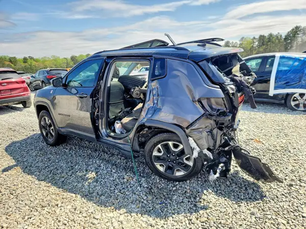3C4NJDDB0HT607245 2017 JEEP COMPASS - Image 2