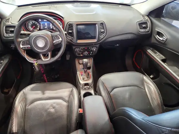 3C4NJDDB0HT610937 2017 JEEP COMPASS - Image 8