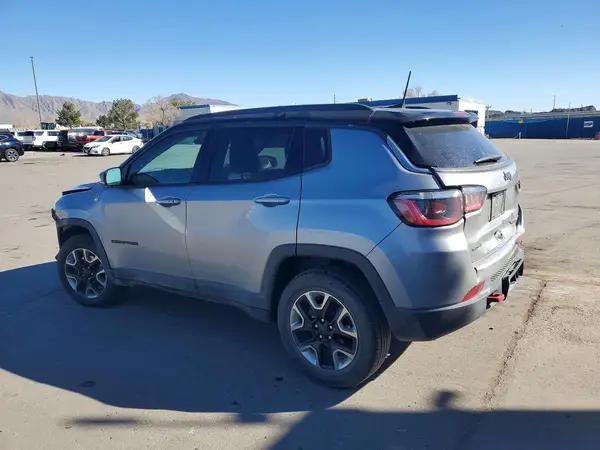 3C4NJDDB0HT633554 2017 JEEP COMPASS - Image 2