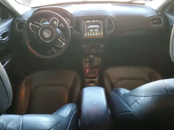 3C4NJDDB0HT633554 2017 JEEP COMPASS - Image 8
