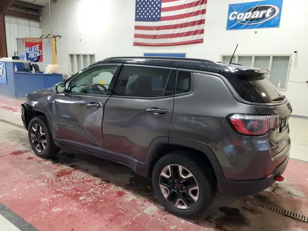3C4NJDDB0HT641363 2017 JEEP COMPASS - Image 2