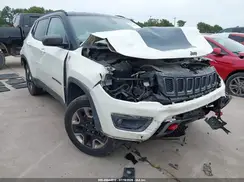 3C4NJDDB0JT129429 2018 JEEP COMPASS