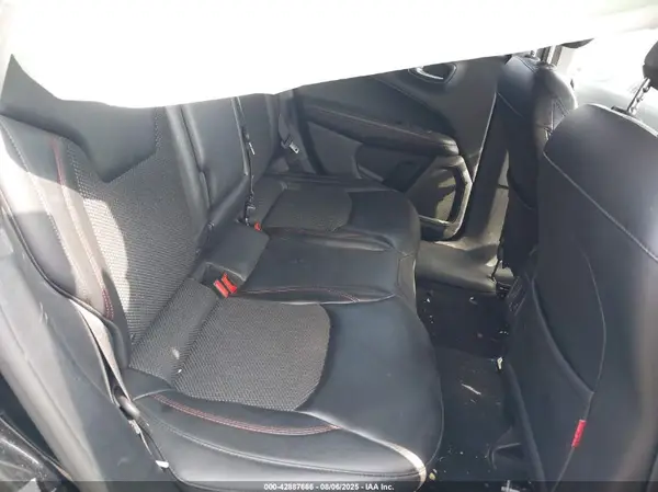 3C4NJDDB0JT129673 2018 JEEP COMPASS - Image 8