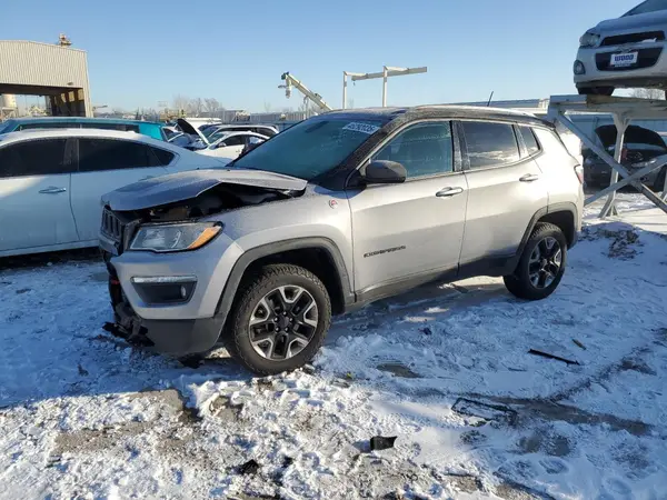 3C4NJDDB0JT130029 2018 JEEP COMPASS - Image 1