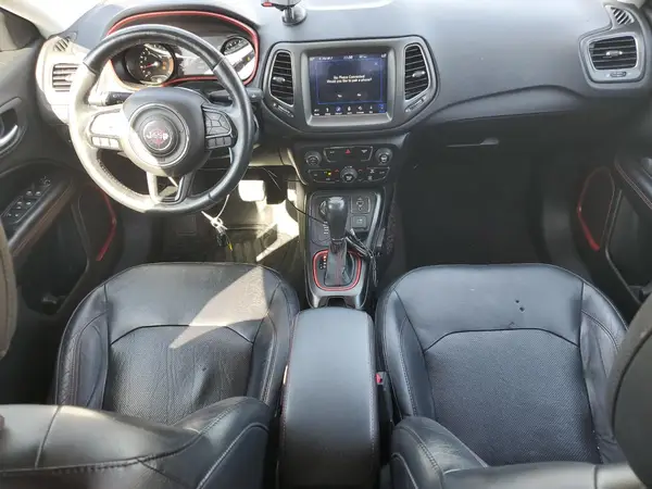 3C4NJDDB0JT130449 2018 JEEP COMPASS - Image 8