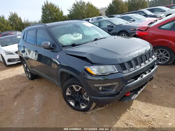 3C4NJDDB0JT191929 2018 JEEP COMPASS - Image 1