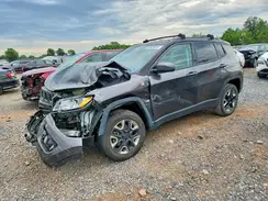 3C4NJDDB0JT350741 2018 JEEP COMPASS