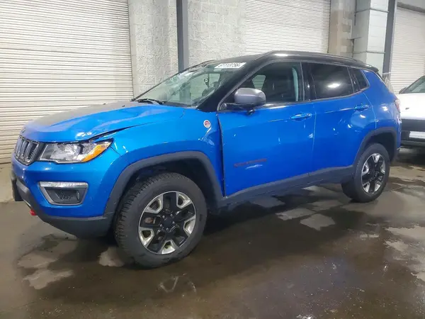 3C4NJDDB0JT375168 2018 JEEP COMPASS - Image 1