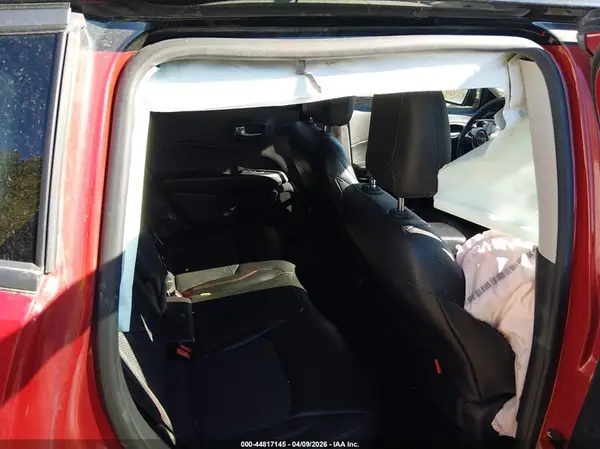 3C4NJDDB0JT375171 2018 JEEP COMPASS - Image 8