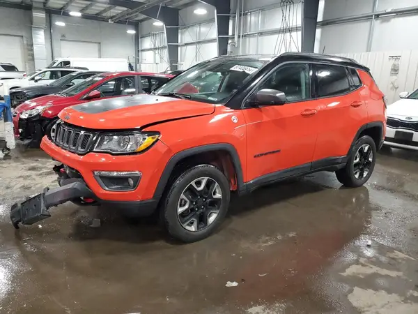 3C4NJDDB0JT419525 2018 JEEP COMPASS - Image 1