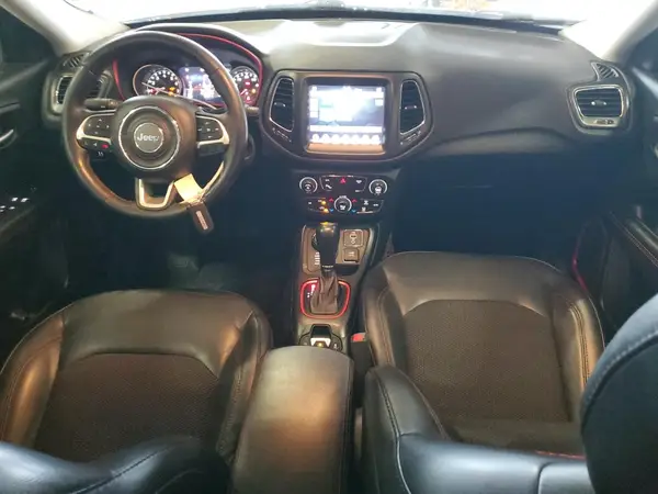3C4NJDDB0JT457160 2018 JEEP COMPASS - Image 8