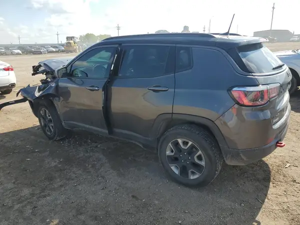 3C4NJDDB0JT458339 2018 JEEP COMPASS - Image 2