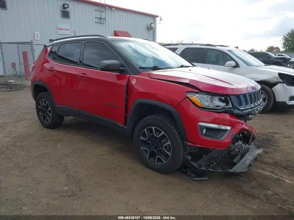 3C4NJDDB0JT482625 2018 JEEP COMPASS - Image 1