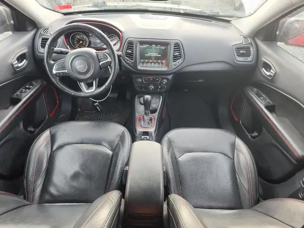 3C4NJDDB0JT501481 2018 JEEP COMPASS - Image 8