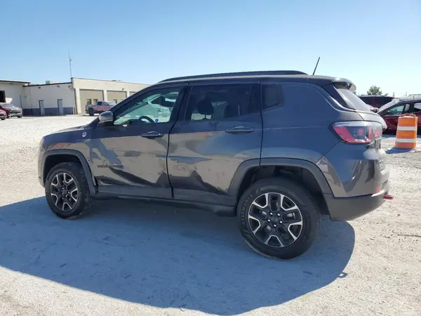 3C4NJDDB0KT622433 2019 JEEP COMPASS - Image 2