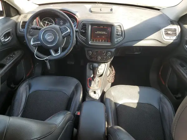 3C4NJDDB0KT622433 2019 JEEP COMPASS - Image 8
