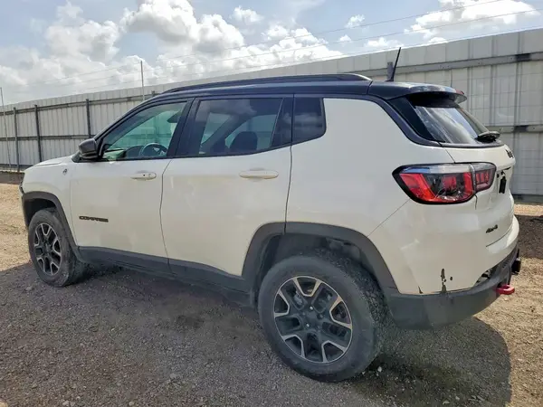 3C4NJDDB0KT651124 2019 JEEP COMPASS - Image 2